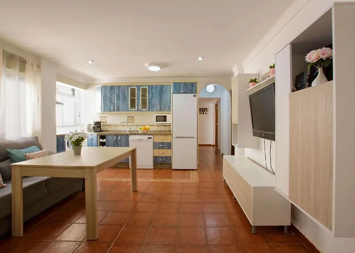 Luchana Apartment